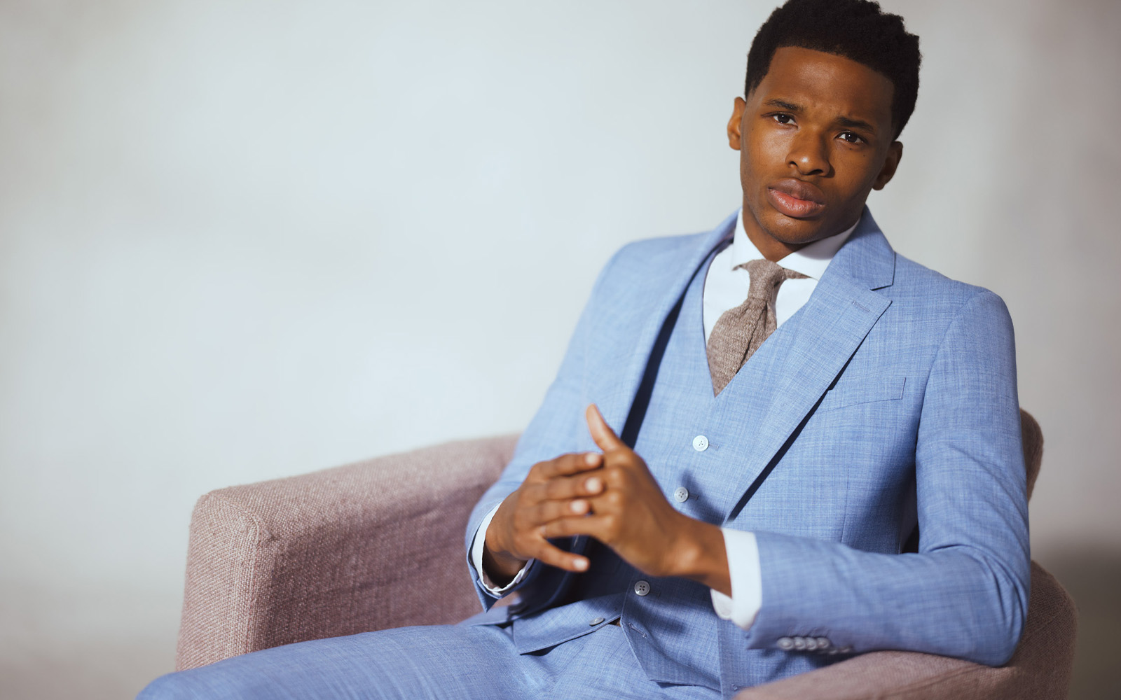 Prom suits and beyond: Ultimate men's prom guide