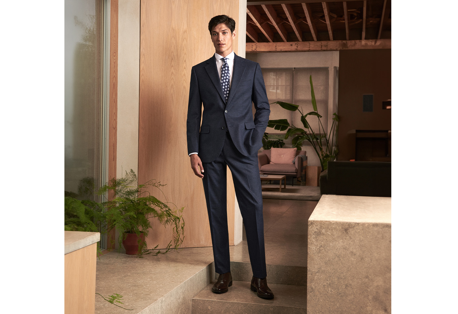 Moss - tailored fit blue flannel suit